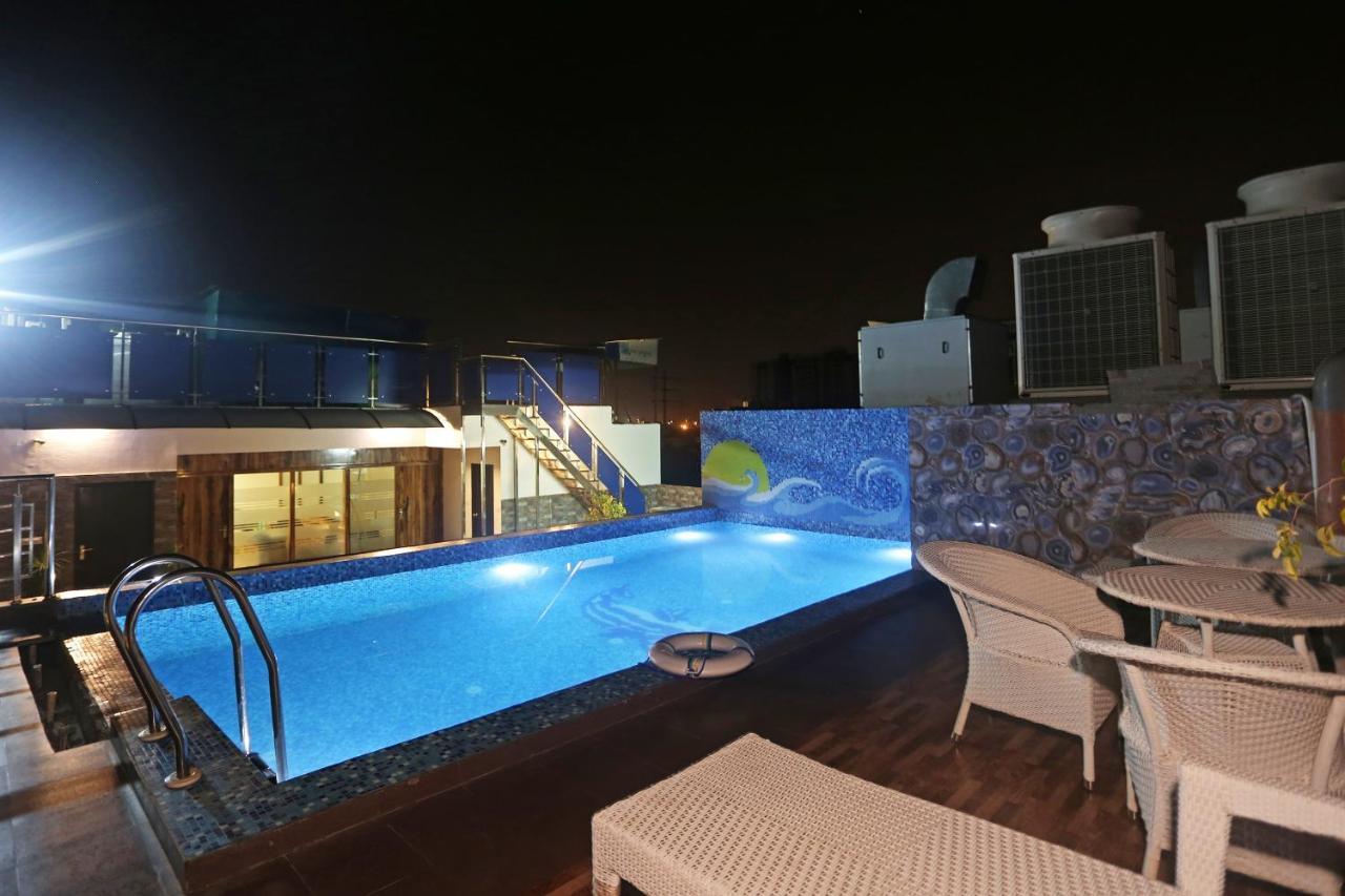 Hotel Pearl Blue Agra  Bagian luar foto