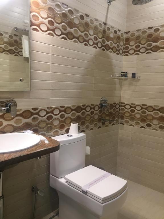Hotel Pearl Blue Agra  Bagian luar foto