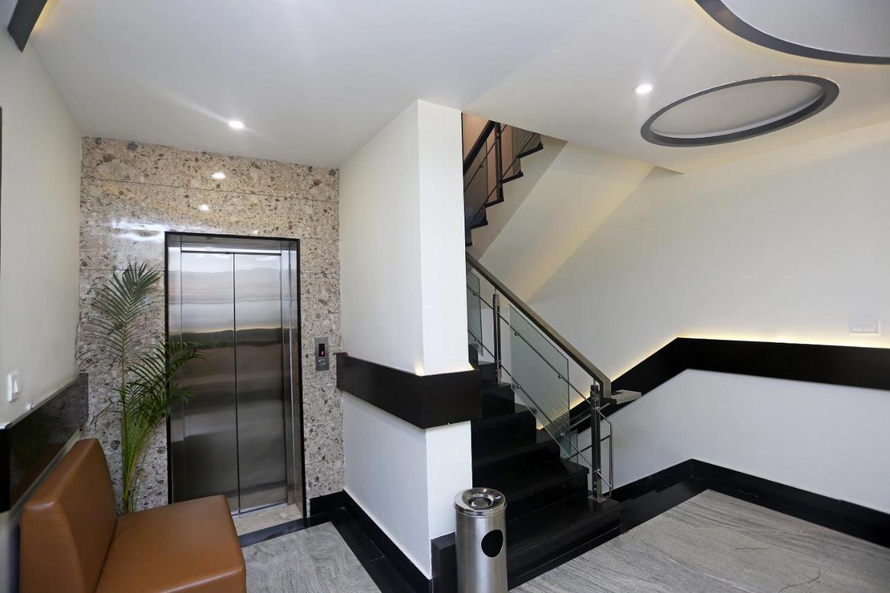 Hotel Pearl Blue Agra  Bagian luar foto