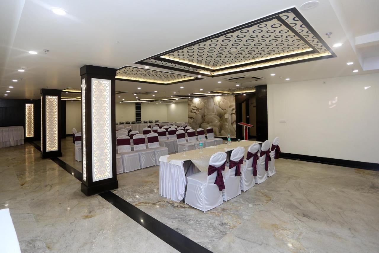 Hotel Pearl Blue Agra  Bagian luar foto